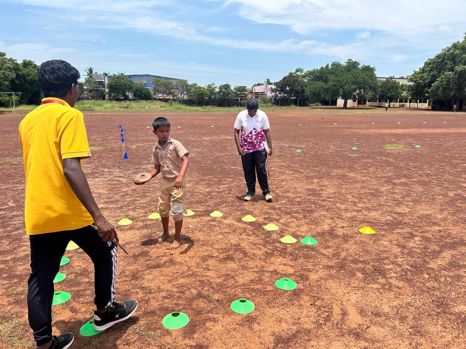 SIO's structured PE work in government schools. (photo 09)