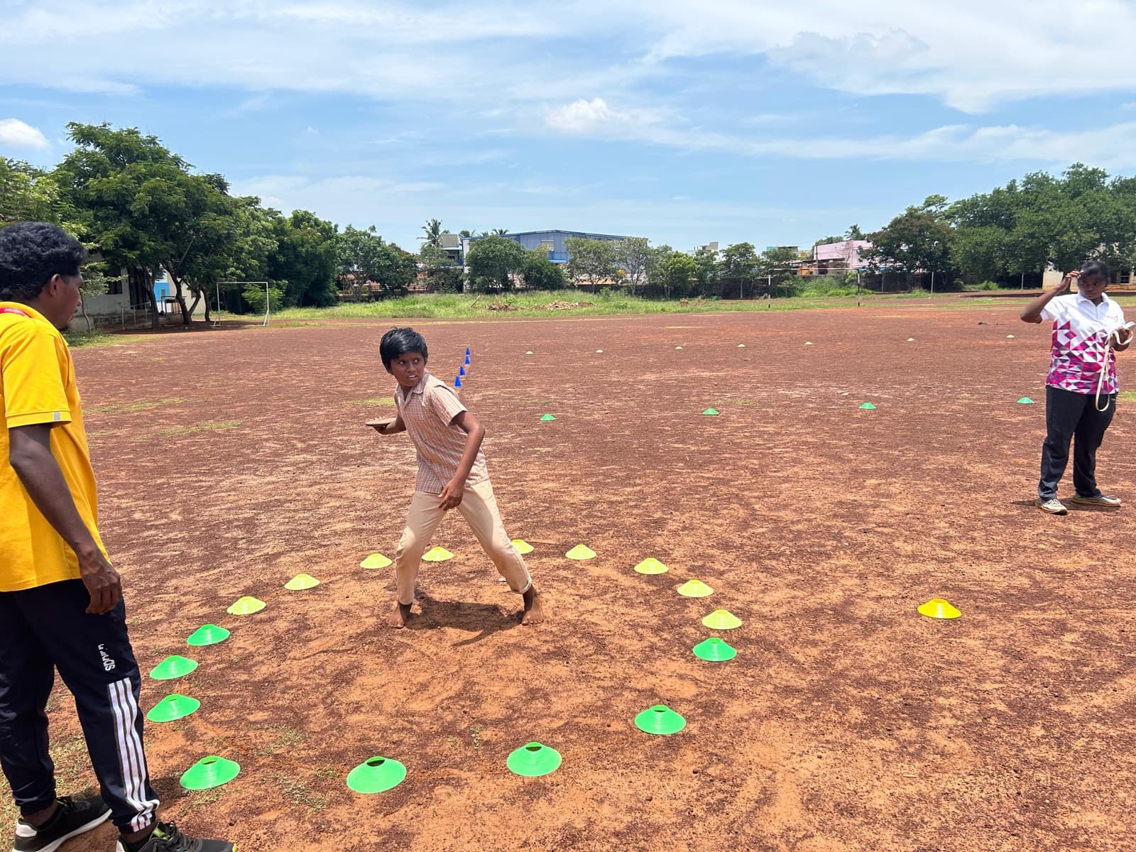 SIO's structured PE work in government schools. (photo 12)