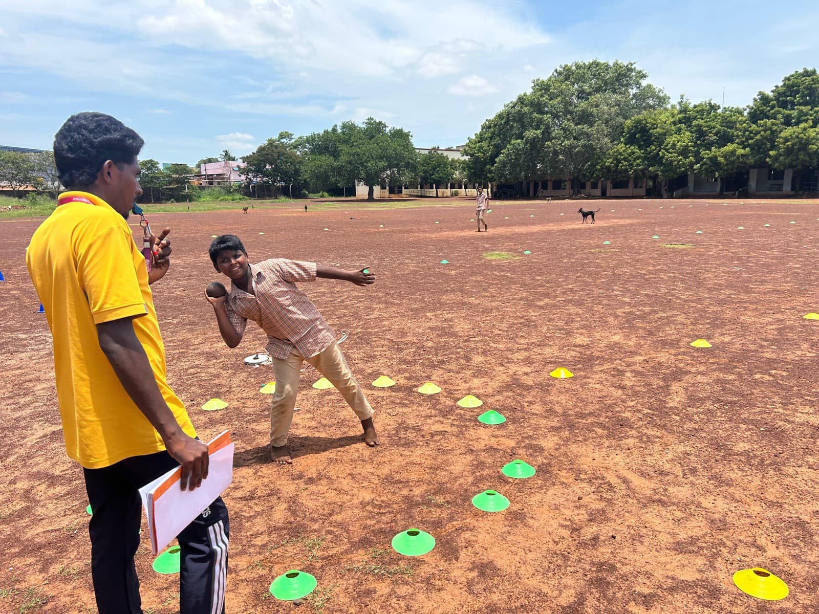 SIO's structured PE work in government schools. (photo 13)